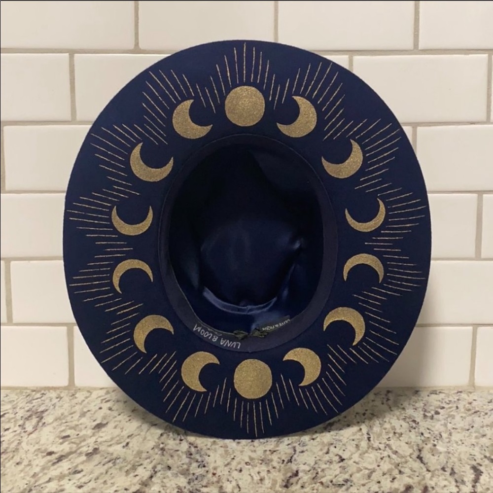 🌖Luna Bloom WILCO Hand Painted Moon Phases Hat.